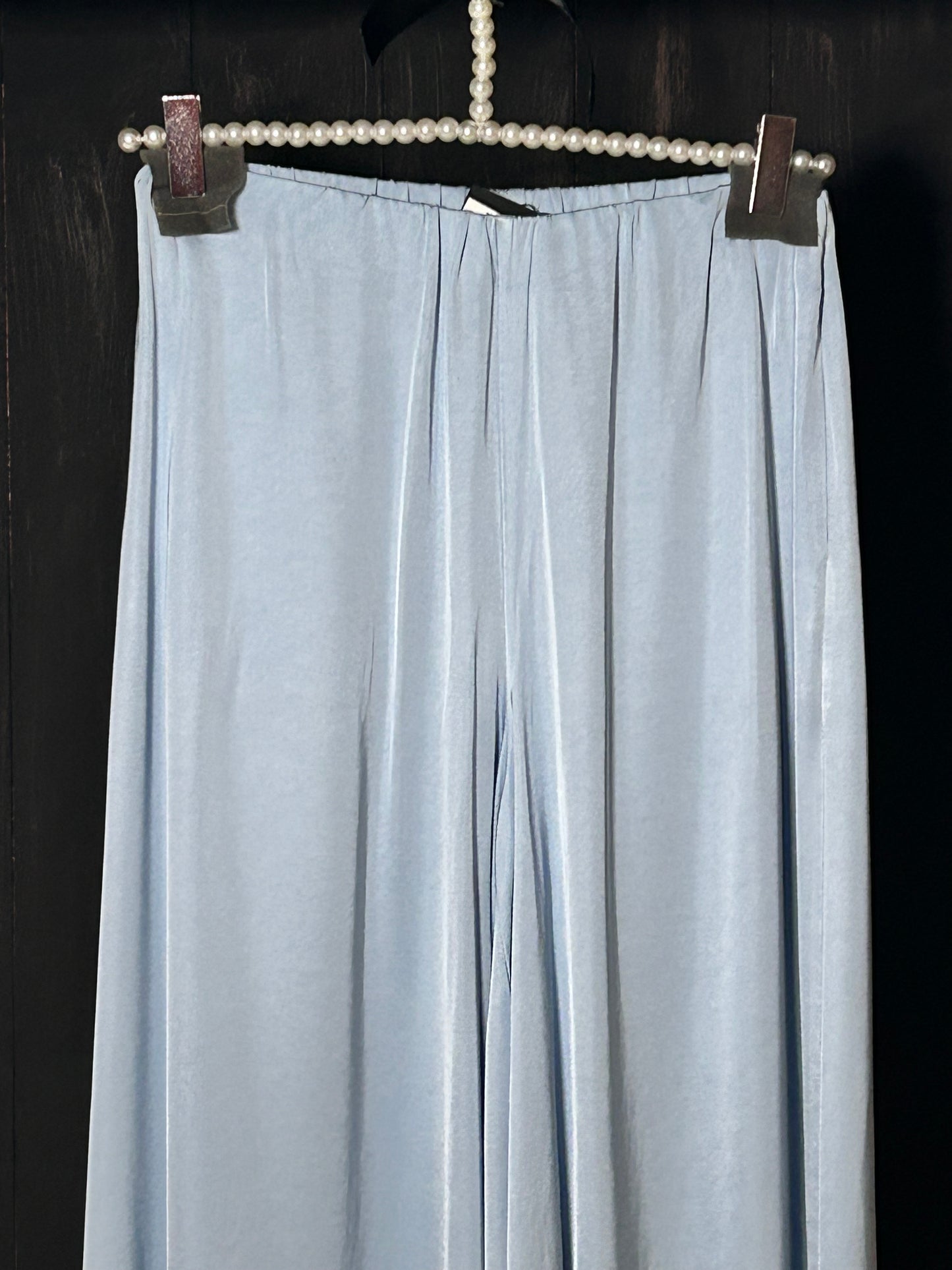 B-yu pantalone