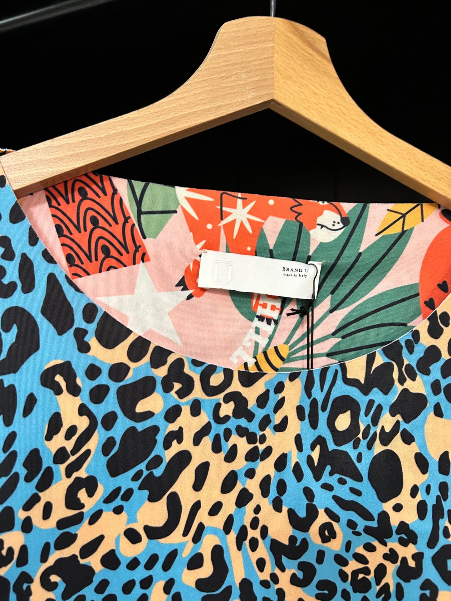 Brand Unique maglia