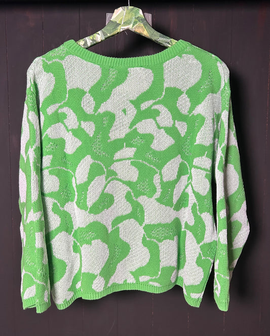 Floor pullover