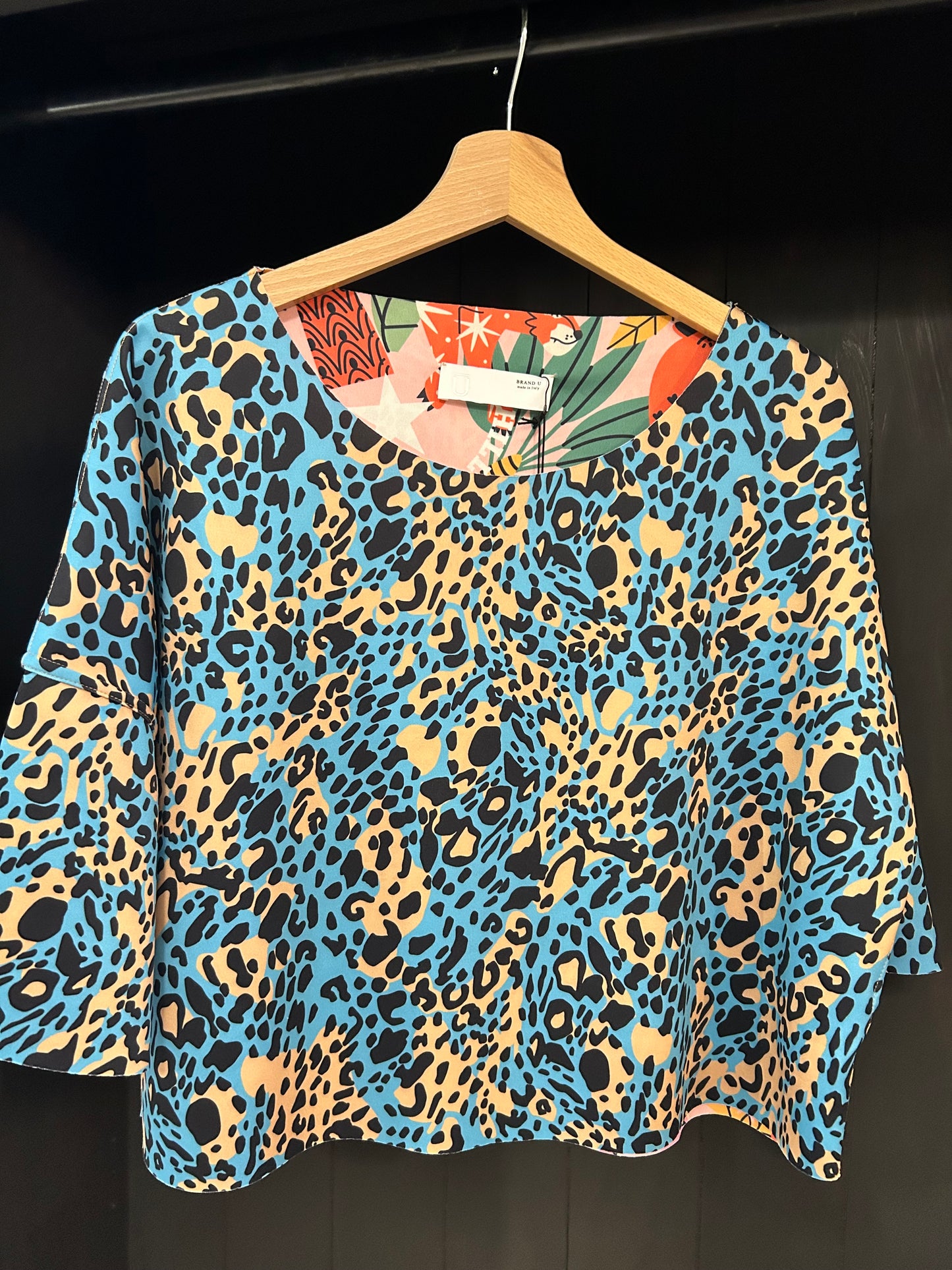 Brand Unique maglia